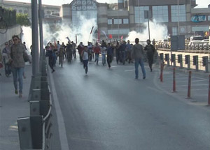 Dolmabahçe'de Polis Müdahalesi