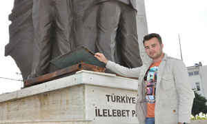 Atatürk Heykelini Çalıp Satacaklardı!