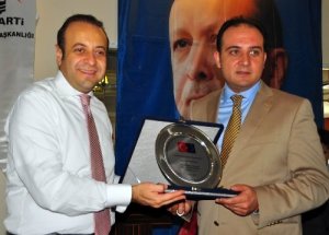 Ülkeler, kardeşlikle bölünmez, kalleşlikle bölünür