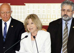 CHP'de Bildiri Çatlağı