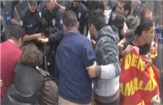 Adliye Önünde Eyleme Polis Müdahalesi
