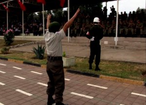 Engelli Asker Tabura Üçlü Çektirdi