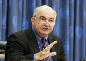 Kemal Derviş'ten CHP'ye Çağrı