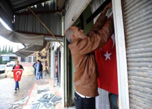 Reyhanlı'da Türk Bayraklı Protesto!