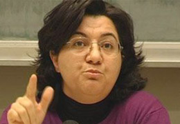 Emine yine jurnalled