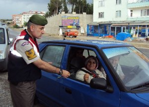 Jandarma Anneleri Unutmadı