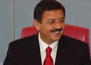 Özhaseki Yine Zirvede