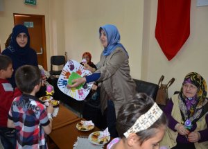 Düzce Gönül Elçilerinden Anlamlı Kutlama