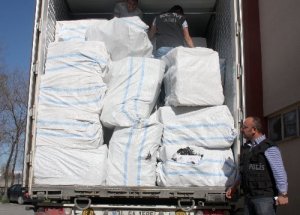 Sigara kaçakçılarına geçit verilmedi