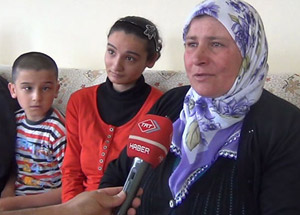 13 Yıldır Evden Ayrılamıyor