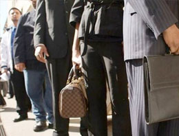 Almanya'da İşsiz Sayısı Arttı