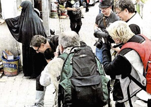 Posta Gazetesinin Çarşaflı Kadın Rahatsızlığı