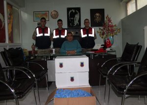 Besni Jandarma’dan, Mavi Kapaka Destek