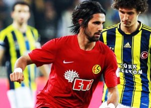 Fener'den Ezeli Rakibine Dev Çalım
