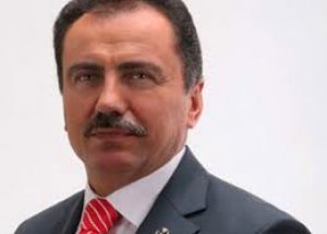 Yazıcıoğlu’nun Balmumu Heykeli’ne Büyük İlgi