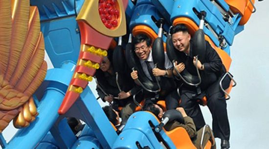 Kim'in Askerleri Lunaparkta Eğlendi