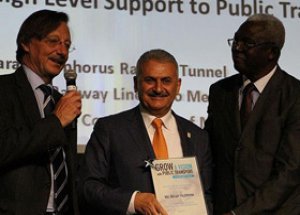 Bakan Yıldırım Oscar Aldı!
