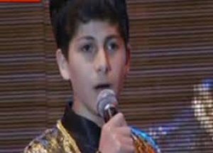 Azerbaycanlı Öğrenci Orhan Gencebay'ın Tahtına aday