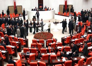 Kritik Yasa Çıktı!