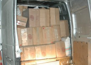 Van’da Kaçak Sigara Ve Akaryakıt Ele Geçirildi