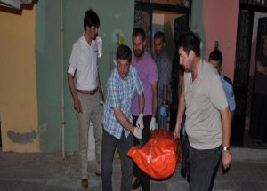 Eniştesini Aldatan Ablasının Başını Kesti!