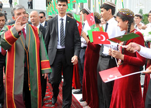Türkmenistan İle 12 Antlaşma