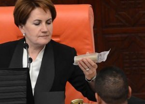 TBMM Genel Kurulu'na Gaz Bombası Getirdi