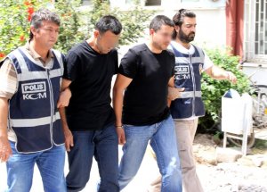 Adana'da Uyuşturucu Operasyonları