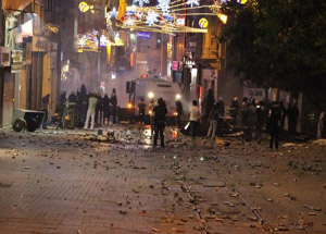 Gezi Parkı Olayları 9 İle Yayıldı