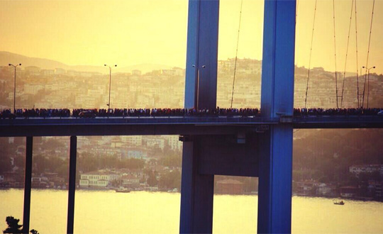 Boğaz Köprüsü'nü Geçtiler