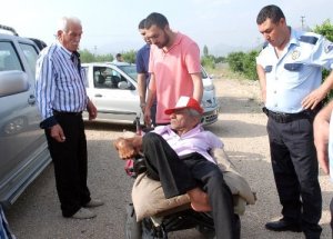 Engelliye Çarpmamak İçin Korkula Çarptı