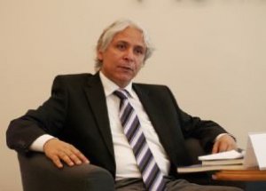 Zaman Yazarından İlginç Yazı