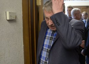 Jirinovski: Erdoğan Gitsin, Asker Gelsin