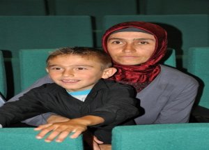 Eren, Ömrü Boyunca Yemek Yiyemeyecek