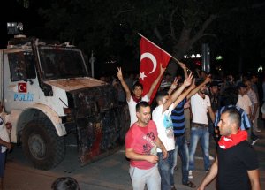 Toma’lardan “Sizi Seviyoruz” Anonsu