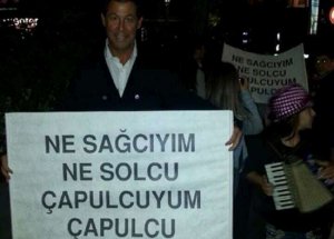Cem Boyner'den 'Gezi Parkı' Pankartı