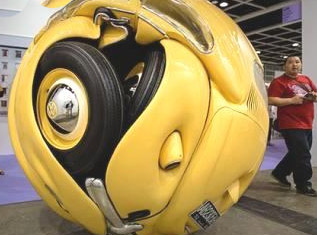 Otomobili Topa Çevirdi