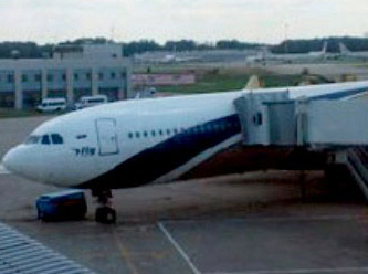 Uçağın İniş Takımından Ceset Çıktı!