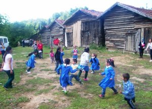 Köy Okuluna Üniversite Öğrencilerinden Yardım