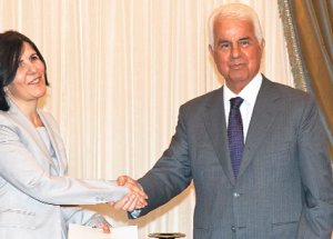 KKTC'nin İlk Kadın Başbakan'ı