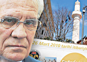 Demirören Tahrip Ettiği Camiyi Onarmıyor