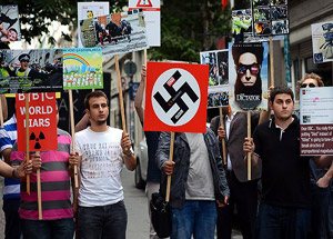 Yabancı medya kuruluşları protesto edildi