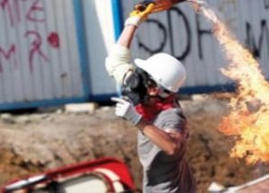 Kaygılılara Karşı Şaşkınlar İlanı!