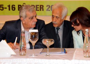 'PKK Terör Örgütleri Listesinden Çıkarılsın'