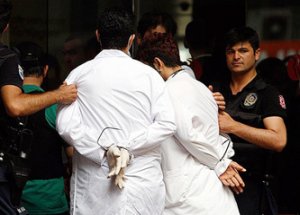 Polisi Bile Şaşkına Çevirdi!