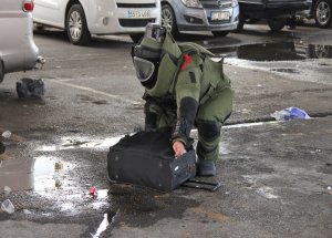 Gurbetcinin Unuttuğu Valize Bomba Müdahalesi