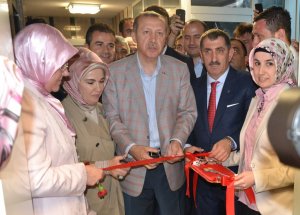 Başbakan İl Binasını Açtı