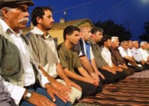 'Almanya Alevileri Kışkırtıyor' İddiası
