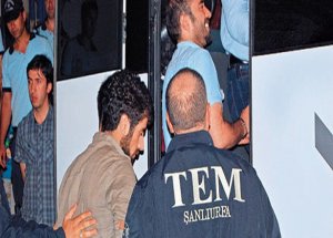 Bombayı Sahtesiyle Değiştirip Katliamı Önlediler