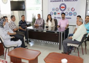 Lök Beyaz Muhtarların Sorunlarını Dinledi
